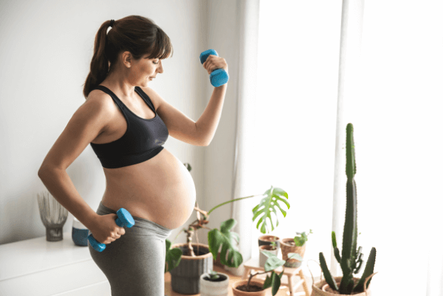 Woman exercising to prevent hemorrhoids during pregnancy